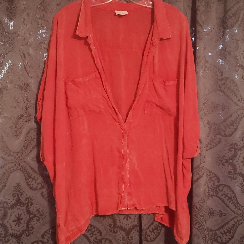 Dolman red mineral wash shirt.